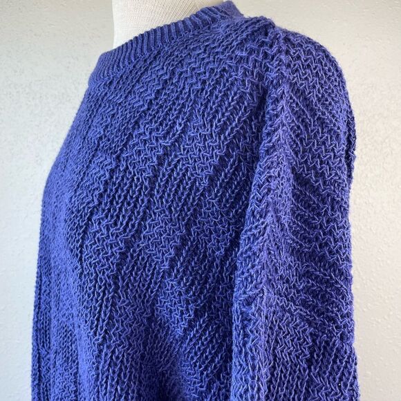 Vintage Weekends Purple Crewneck Sweater Size XL EUC - Picture 4 of 6